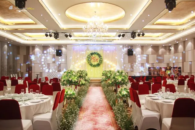 Báo giá sảnh tiệc cưới: Chọn sảnh đẹp, tiết kiệm chi phí