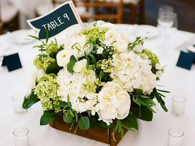 5 loại hoa được sử dụng tại nhà hàng tiệc cưới HCM