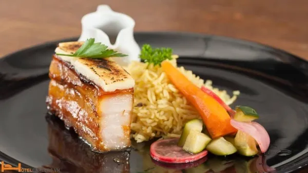 Ẩm thực Fusion - Sự lựa chọn hoàn hảo cho thực đơn tiệc cưới sang trọng