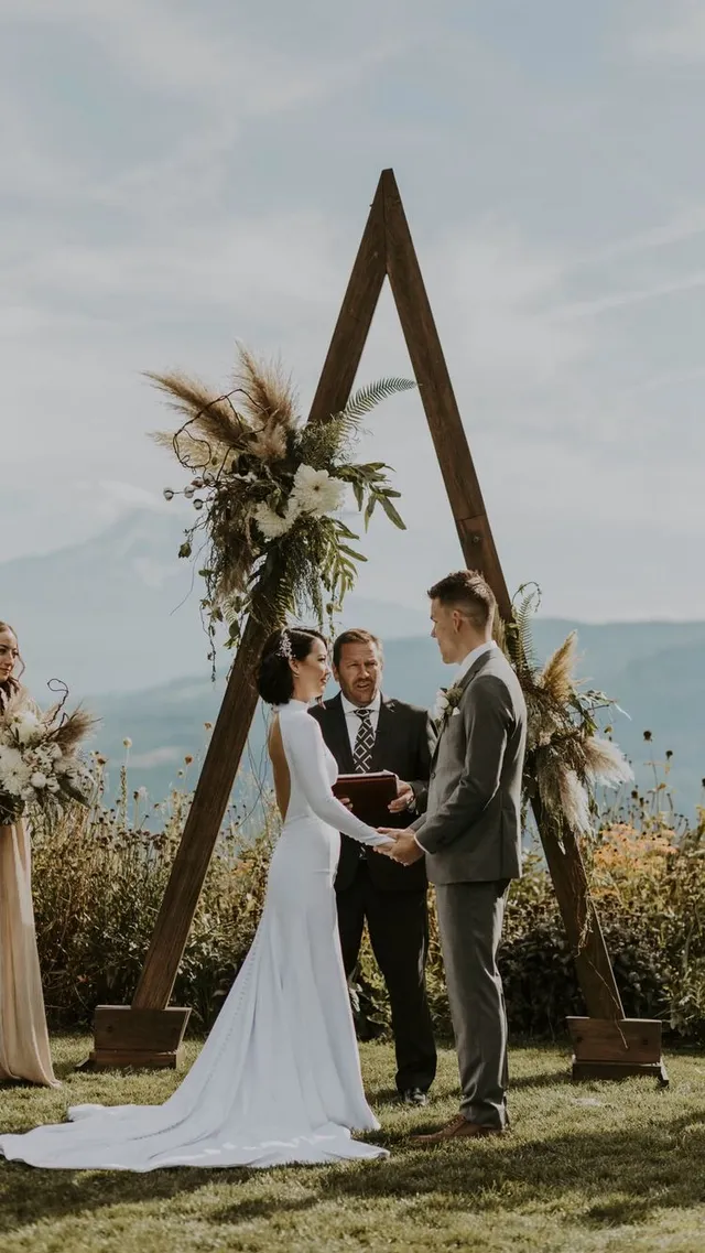 5 tuyệt chiêu hoàn hảo giúp các cặp đôi tiết kiệm chi phí cưới hiệu quả