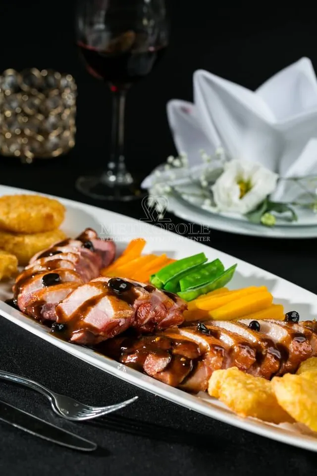 5 loại chi phí cần chuẩn bị để tổ chức tiệc cưới ngoài trời chuyên nghiệp