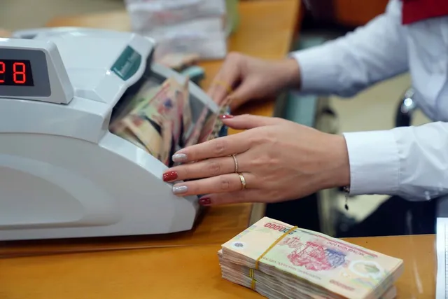 Tính lãi suất tiết kiệm: Hướng dẫn ước toán lợi nhuận cho khoản đầu tư 100 triệu