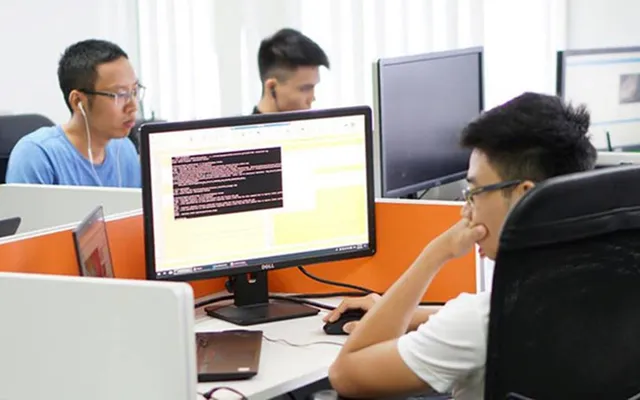 Chuyển đổi số: Sóng lớn của cuộc cách mạng kinh tế kỹ thuật số