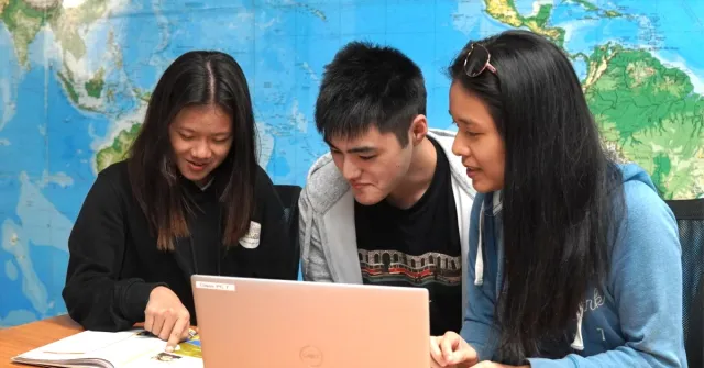 Lộ trình học tiếng Anh cho sinh viên hiệu quả với chi phí tối ưu