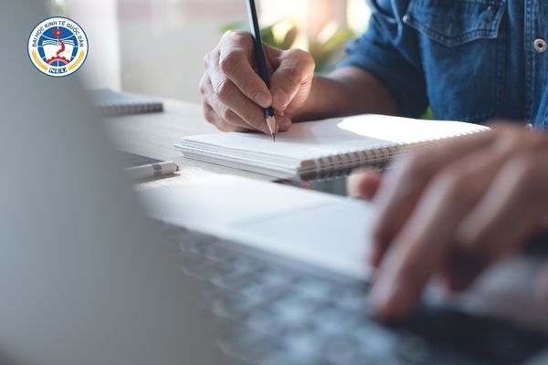 Chứng chỉ kỹ năng số và microlearning trong xu hướng giáo dục 2025