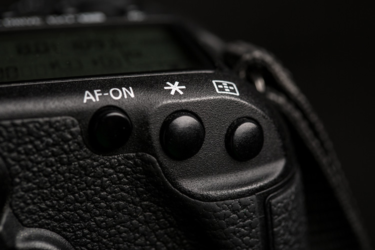 Cách khóa phơi sáng trên iOS để tránh sáng/tối không ổn định