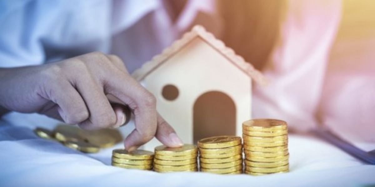 Nên đầu tư vàng hay gửi tiết kiệm - phân tích so sánh chi tiết