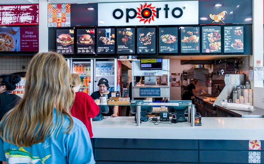 Vị trí gắn microphone lavalier để ghi âm tối ưu