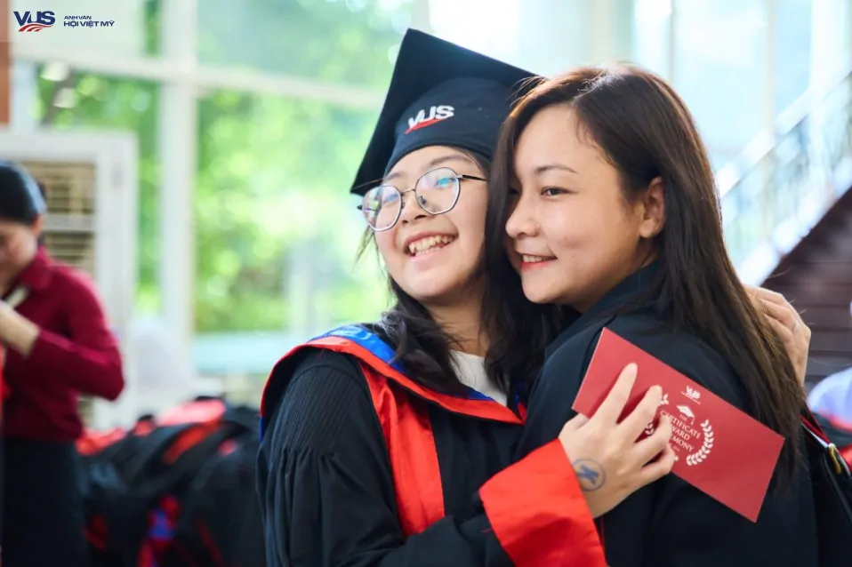 Cam kết đầu ra rõ ràng của trung tâm luyện thi IELTS uy tín VUS