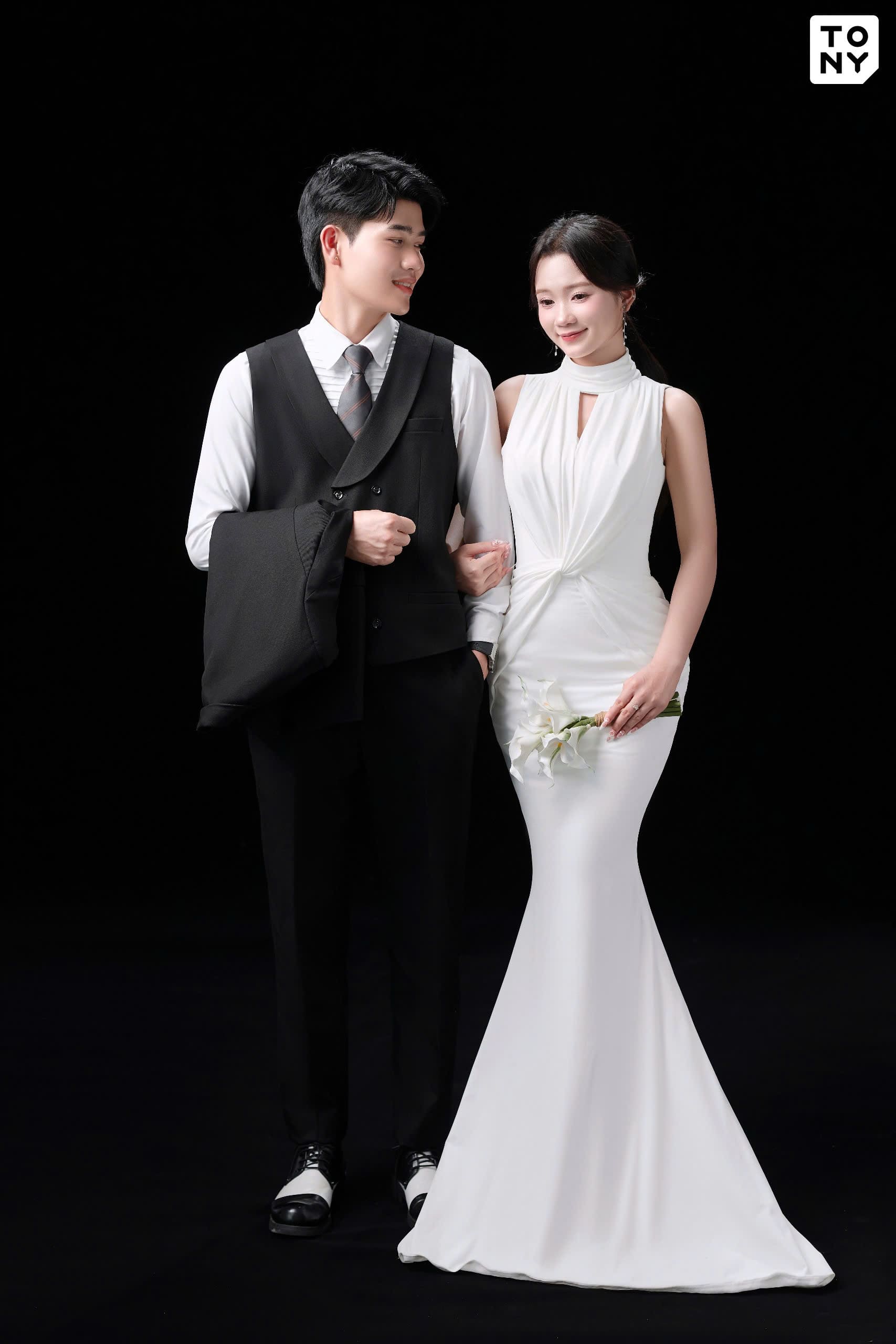 Cô dâu chú rể phong cách Hàn Quốc tự nhiên nhẹ nhàng - nguồn từ tonywedding