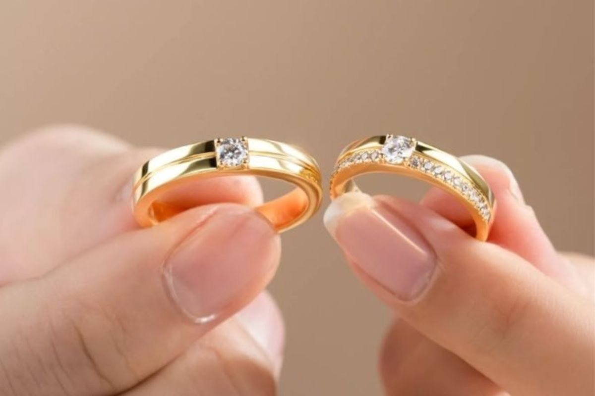 Nhẫn cưới vàng bạc đá quý tượng trưng tình yêu - nguồn từ Sưu tầm