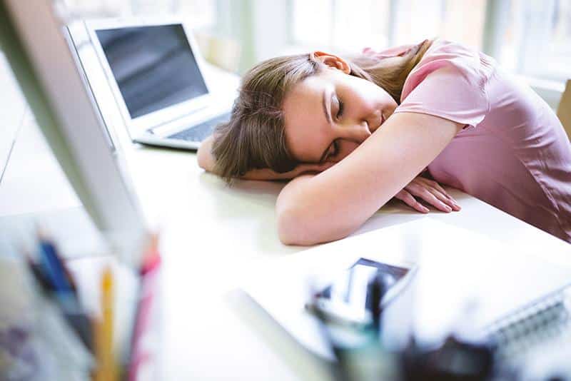 Biểu đồ ad fatigue và tần suất hiển thị quảng cáo Facebook