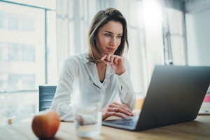 Khối ngoại bán ròng, dòng vốn lớn quay trở lại thị trường