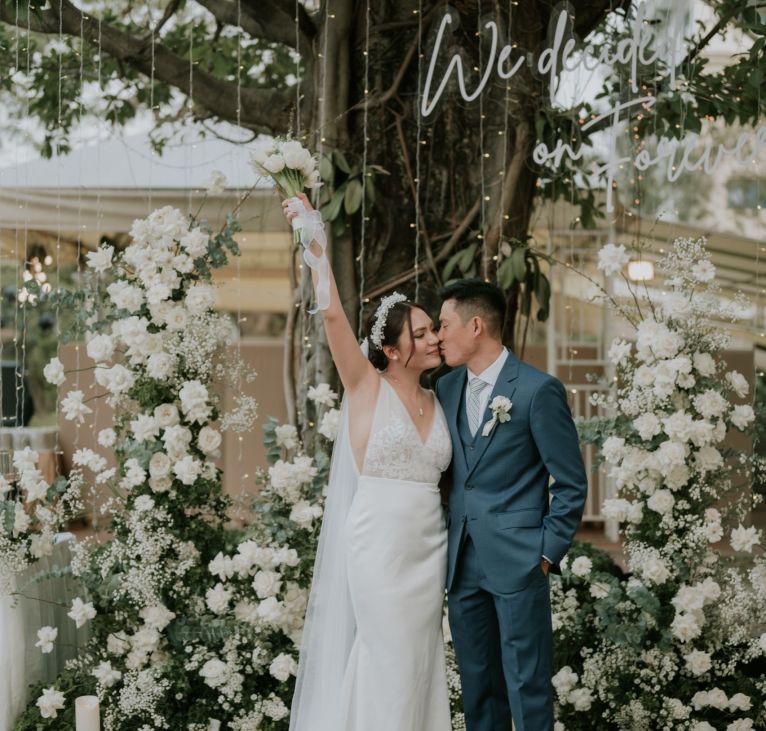 Tiệc cưới ngoài trời với những khoảnh khắc ấm cúng và lãng mạn