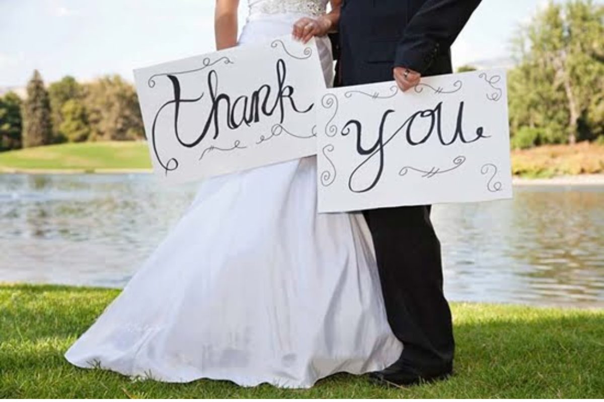 Cô dâu chú rể đăng lời cảm ơn trên mạng xã hội sau lễ cưới - nguồn từ tiff