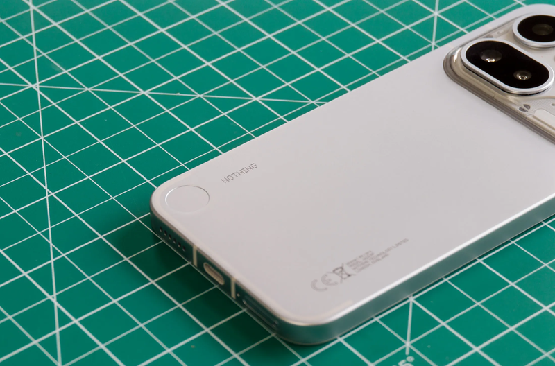 Pin và sạc Nothing Phone 4A Pro