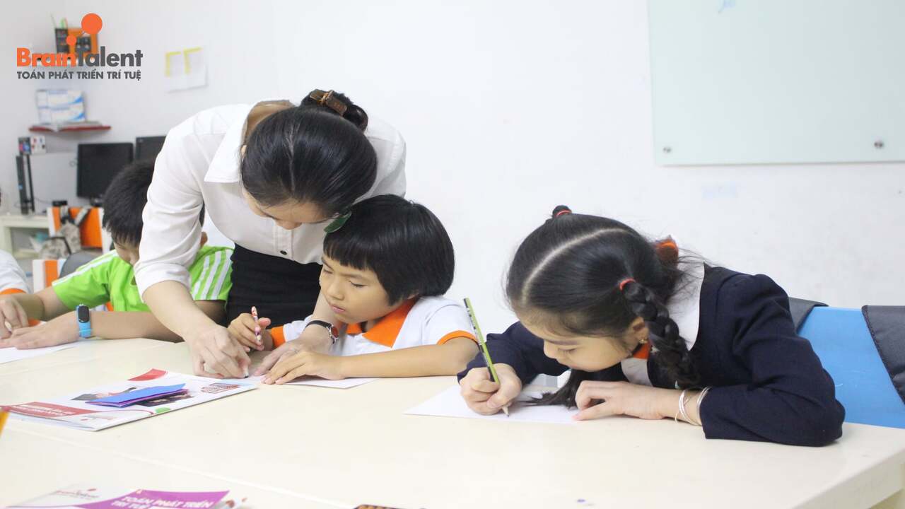 Mô hình học tập trực tuyến TAAS — Teaching as a Service tại Việt Nam